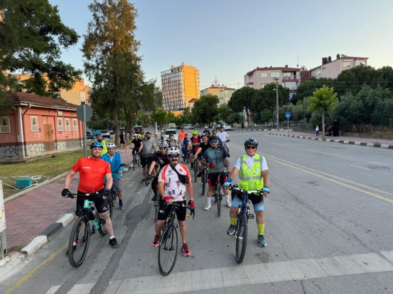 3 Haziran Dünya Bisiklet Gününde Manisa Bisiklet Platformuna Destek